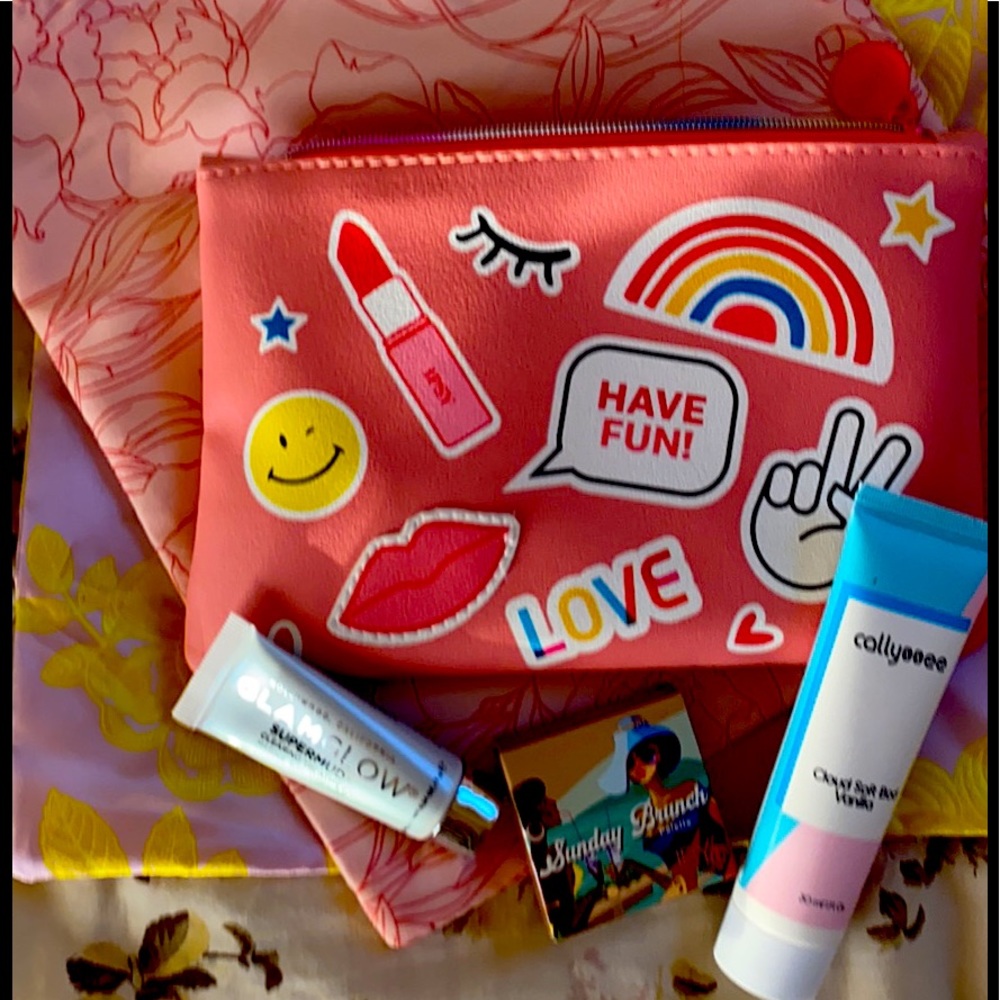 Ipsy items... 3 Ipsy bags, very cute!!